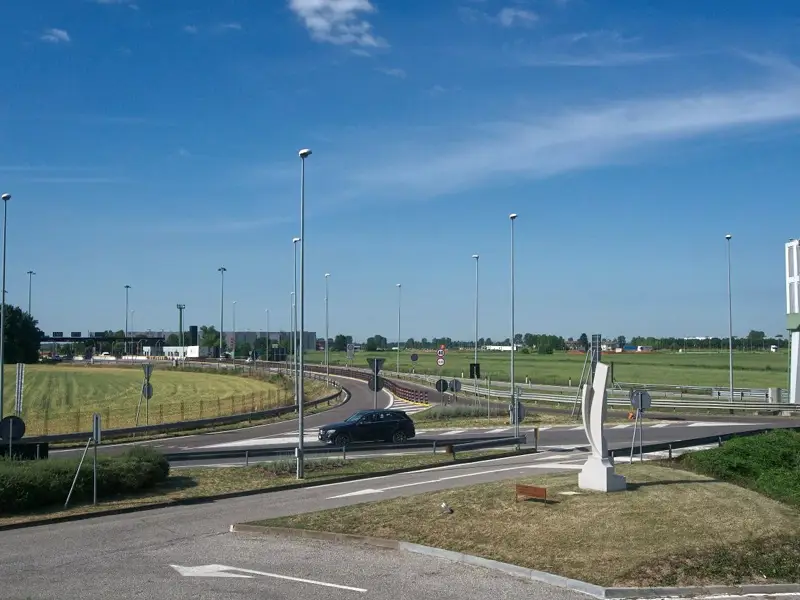 Stazione _Nogarole Rocca (1).jpg